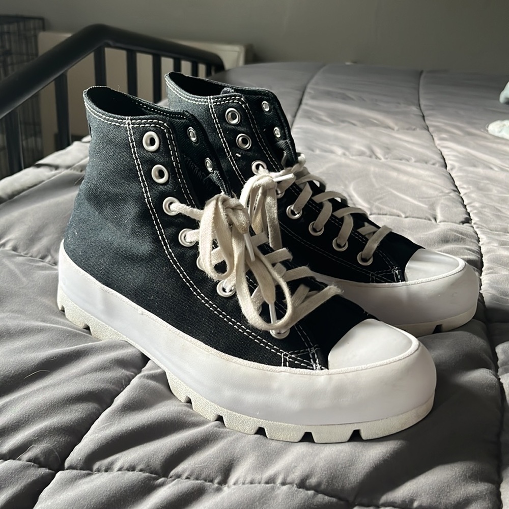 Converse Lugged Platform Sneaker